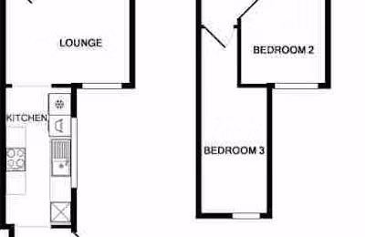 4 Bedroom 1 Bathroom - Common Area?w=400&h=260&fit=crop&q=40&auto=format&trim=auto