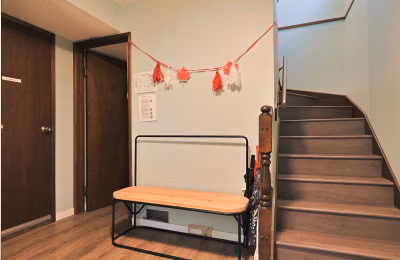 2577 E 43rd Ave, Vancouver - Vancouver, Canada - Amenities