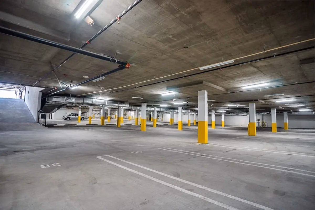 Western Lux, Los Angeles - Los Angeles, California, United States - Common Area