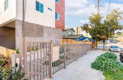 The Frazier(1107 S Hobart Blvd), Los Angeles - Los Angeles, California, United States - Exterior