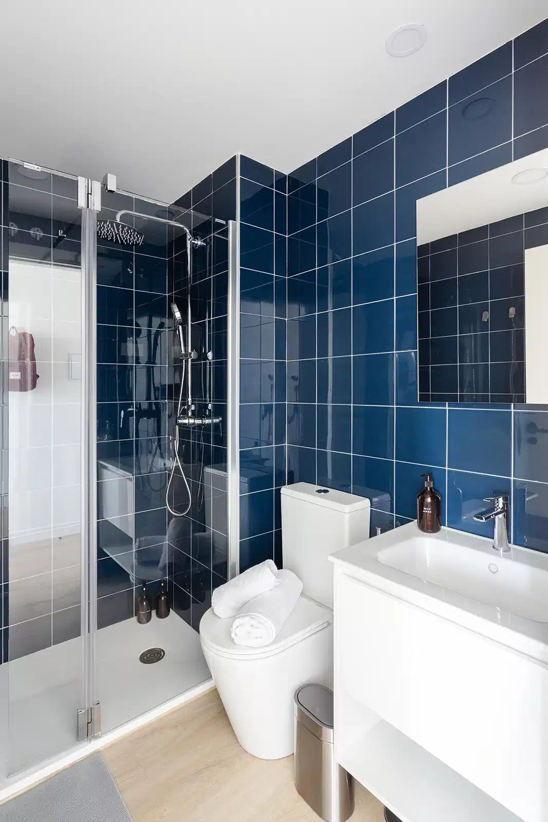 Kitchen?w=400&h=260&fit=crop&q=40&auto=format&trim=auto