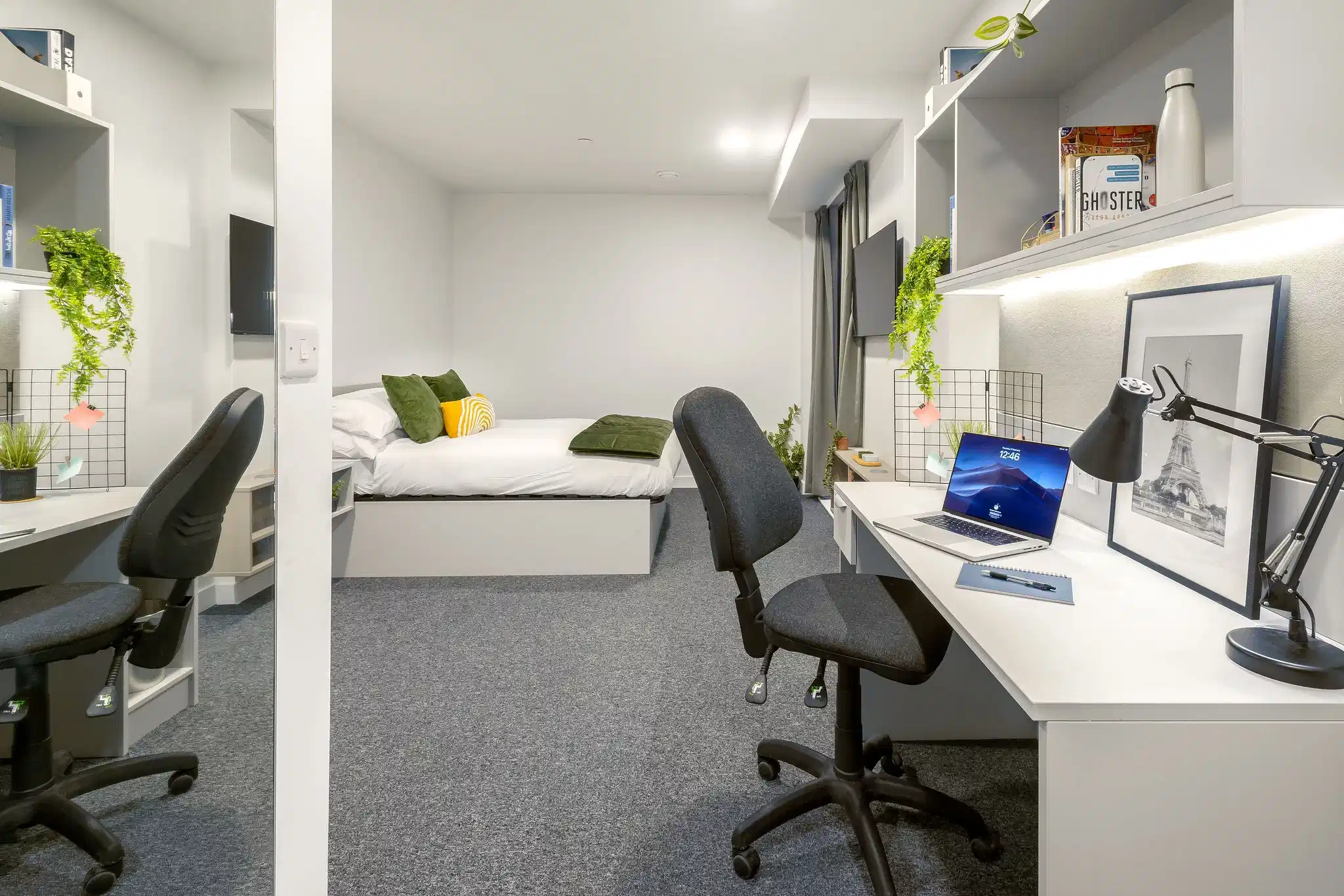 Kitchen?w=400&h=260&fit=crop&q=40&auto=format&trim=auto