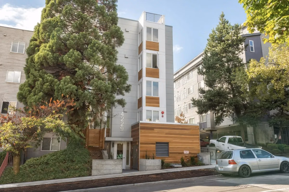 7th Ave Place, Seattle - Seattle, Washington, United States - Exterior