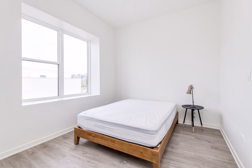 Amenities?w=400&h=260&fit=crop&q=40&auto=format&trim=auto