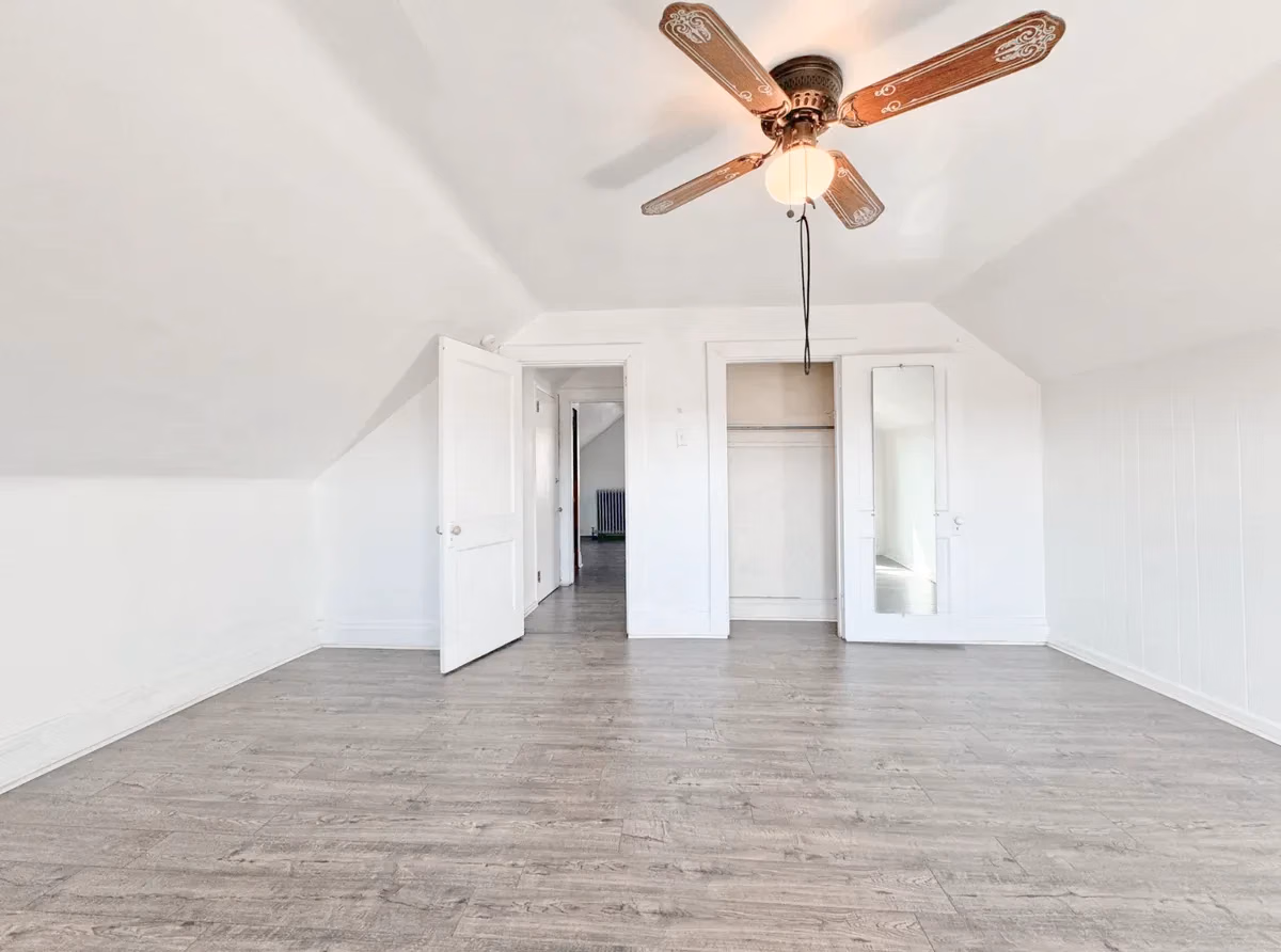5851 Nicholson St, Pittsburgh - Pittsburgh, Pennsylvania, United States - Room
