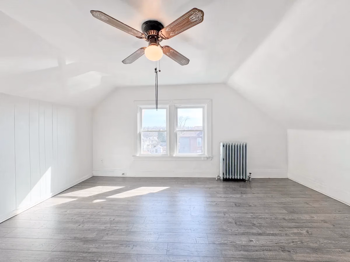 5851 Nicholson St, Pittsburgh - Pittsburgh, Pennsylvania, United States - Room