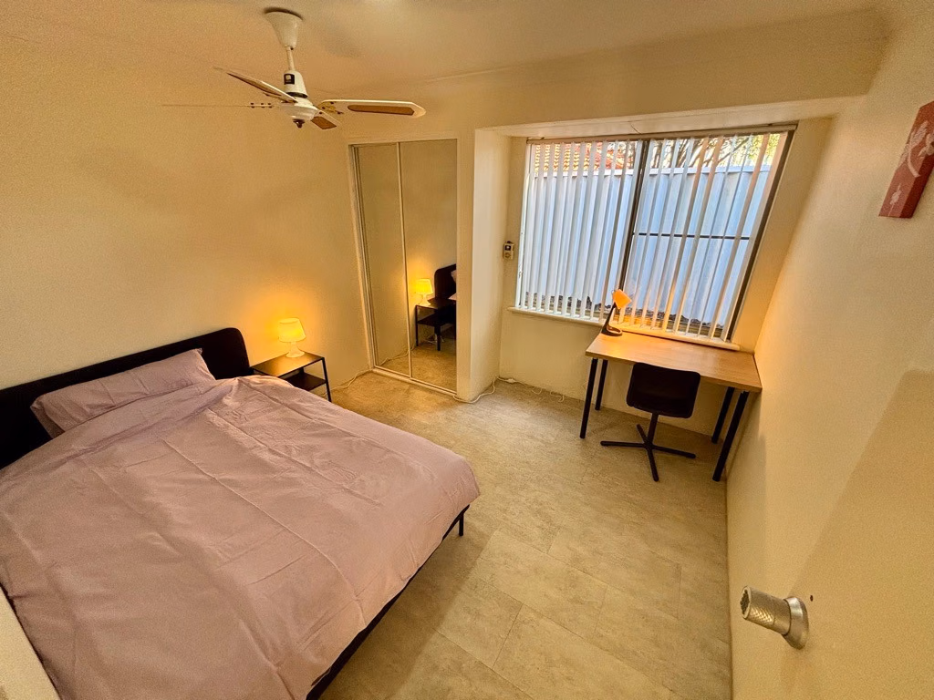 Room in a 6 Bedroom Apartment,  530 Marmion Street, Booragoon, City of Melville 6154 (Room 3) - Perth, Western Australia, Australia - Room 6 - Bedroom