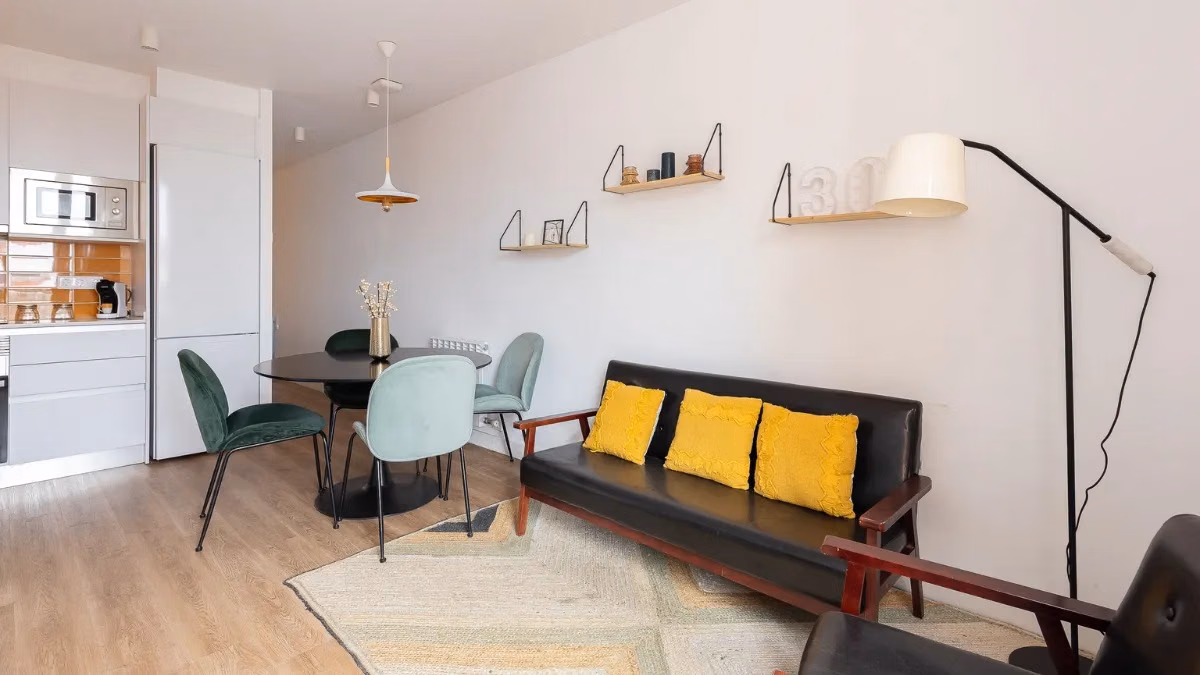 Kitchen?w=400&h=260&fit=crop&q=40&auto=format&trim=auto