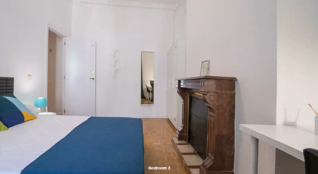 Common Area?w=400&h=260&fit=crop&q=40&auto=format&trim=auto