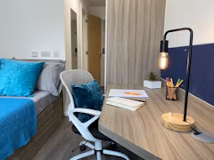 Amenities?w=400&h=260&fit=crop&q=40&auto=format&trim=auto