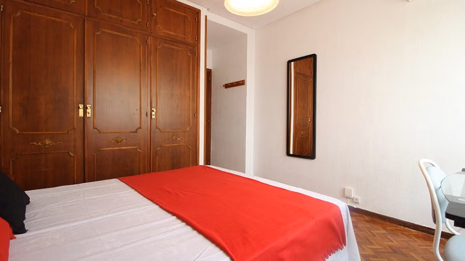 Paseo De La Castellana, Madrid - Madrid, Spain - PC3-HAB6 - Bedroom