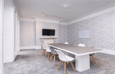 Room in a 7 Bedroom Apartment, 52 Leazes Terrace, Newcastle upon Tyne, NE1 4LY (Flat 6) - Newcastle Upon Tyne, England, United Kingdom - Amenities