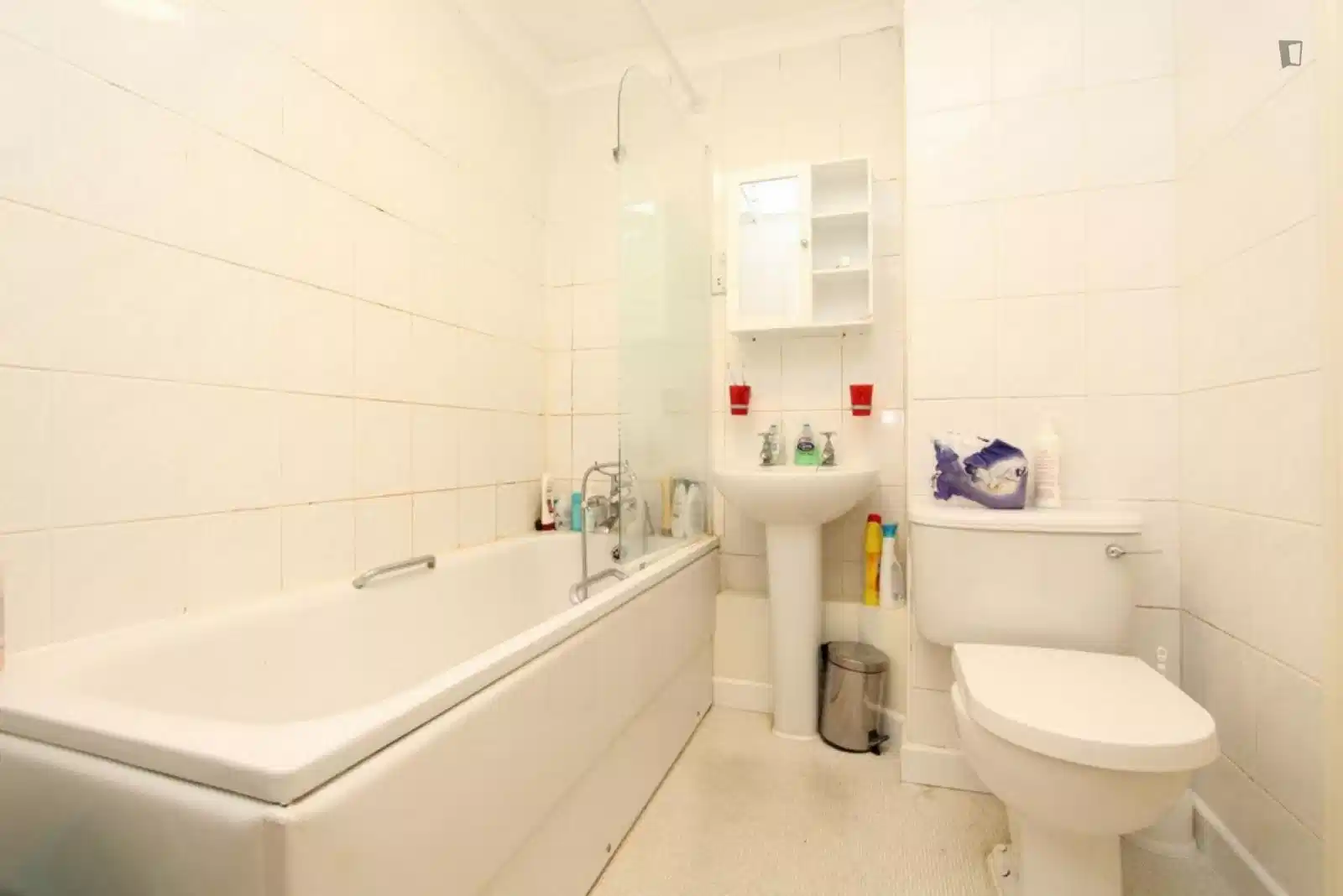 Bedroom 1  - Bedroom?w=400&h=260&fit=crop&q=40&auto=format&trim=auto