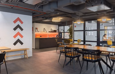 Facultades, Valencia - Valencia, Spain - Kitchen