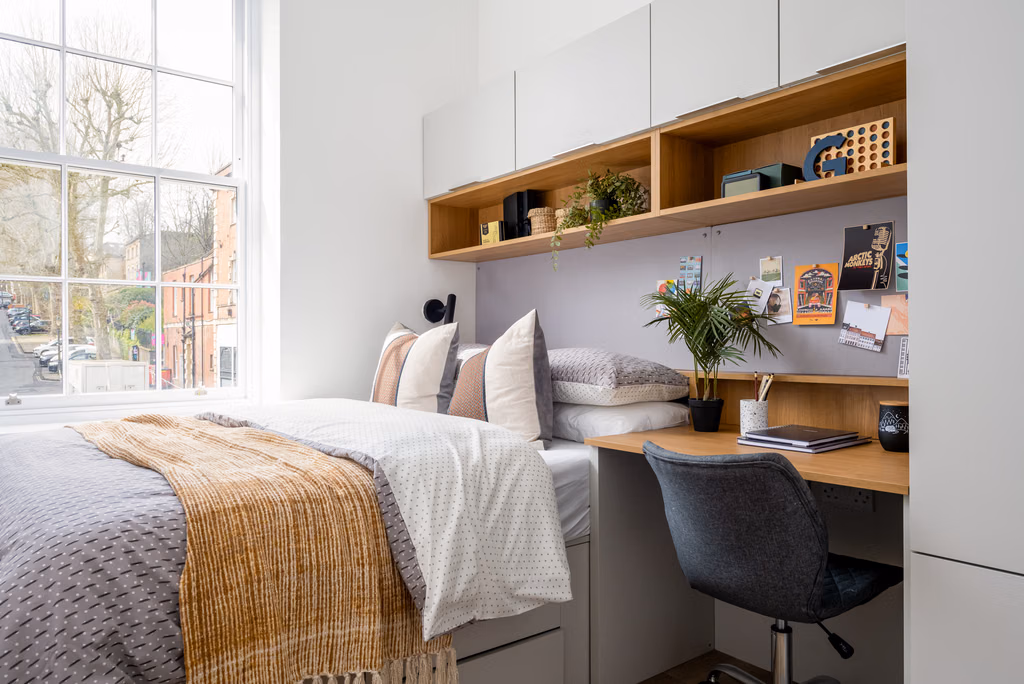 Room in a 3 Bedroom Apartment, 48 Park Street, Bristol, BS1 5JN (1) - Bristol, England, United Kingdom - Bedroom 3 - Bedroom