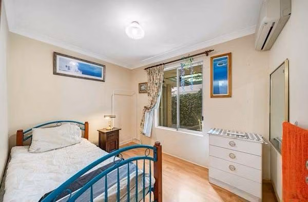 Room in a 5 Bedroom Apartment, 39 King William Street, Bayswater, City of Bayswater, 6053 (Room 2) - Perth, Western Australia, Australia - Bedroom 3 - Bedroom