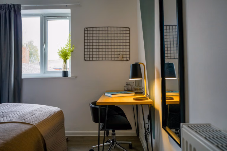 Bedroom 1  - Bathroom?w=400&h=260&fit=crop&q=40&auto=format&trim=auto