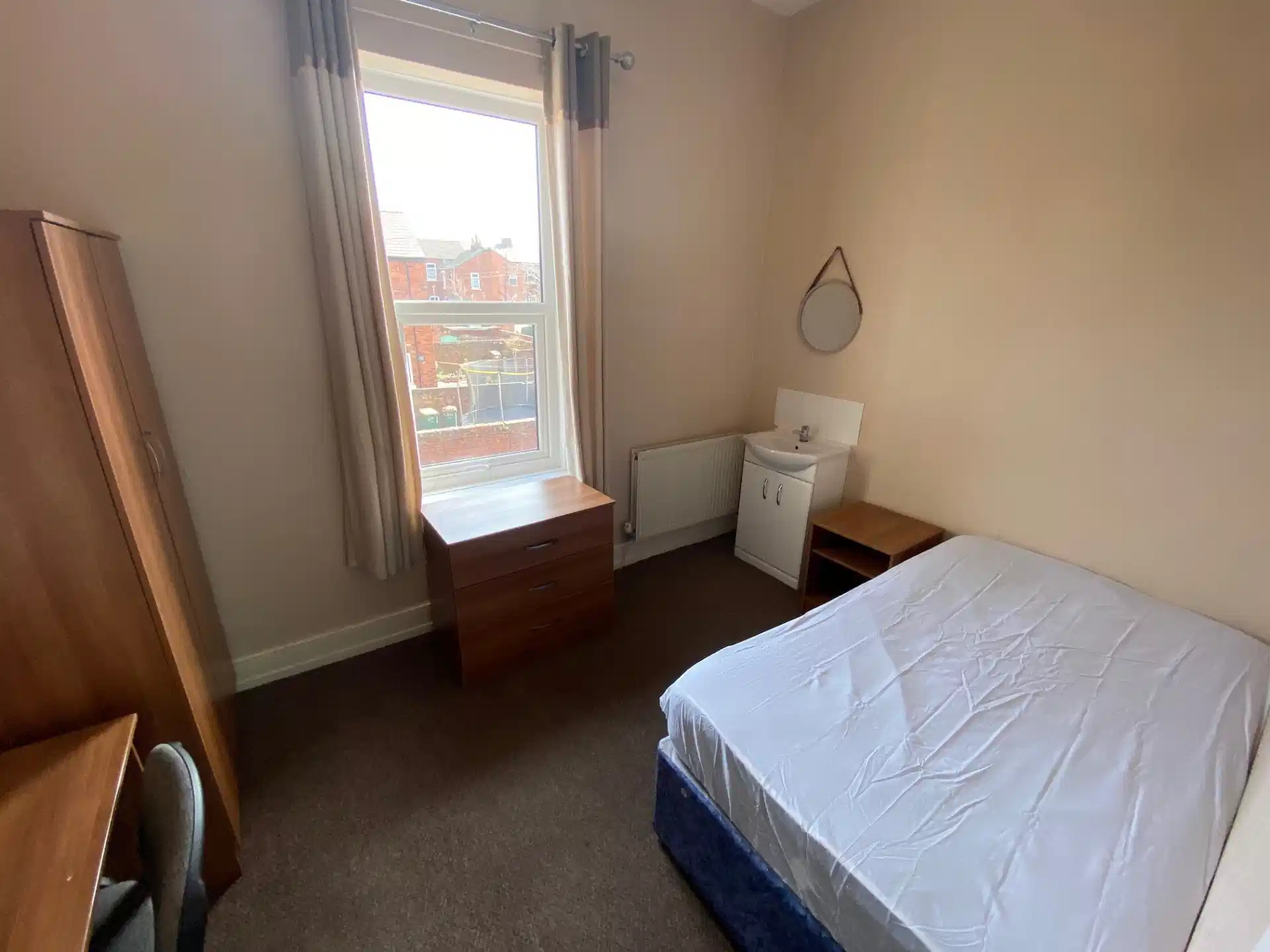 Room in a 8 Bedroom Apartment, 73 Dallas Street, Preston PR1 7UY - Preston, England, United Kingdom - Bedroom 2 - Bedroom