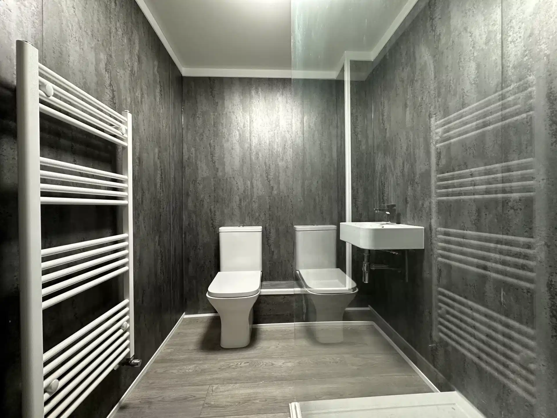 132 Uttoxeter New Road, Derby - Derby, England, United Kingdom - 7 Bedroom House - Bathroom