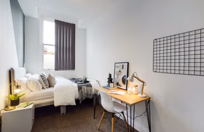 Room in a 4 Bedroom Apartment, Flat 8, 18 China Street, Lancaster LA1 1EX - Lancaster, England, United Kingdom - Bedroom 1 - Bedroom