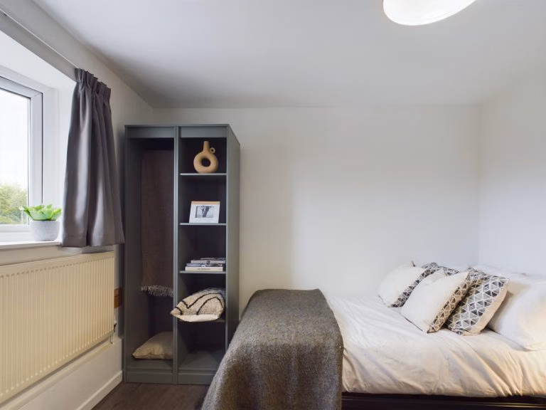 Room in a 6 Bedroom Apartment, 2, Flat 2 Clint Road West, Liverpool L7 5DB - Liverpool, England, United Kingdom - Bedroom 3 - Bedroom