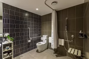 Studio Residence - Bathroom?w=400&h=260&fit=crop&q=40&auto=format&trim=auto