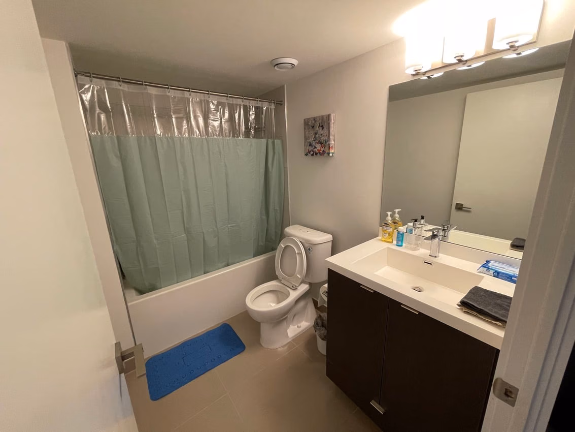 Amenities?w=400&h=260&fit=crop&q=40&auto=format&trim=auto