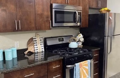 College Town @ USF, Tampa - Tampa, Florida, United States - Kitchen