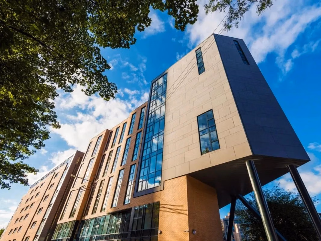 Bridge House, Glasgow - Glasgow, Scotland, United Kingdom - Exterior