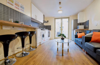 Daisybank Villas, Manchester - Manchester, England, United Kingdom - Kitchen