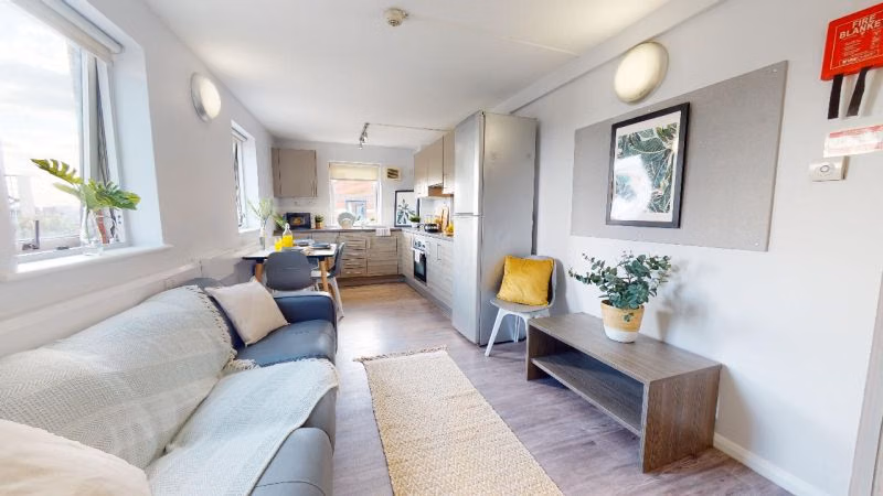 Amenities?w=400&h=260&fit=crop&q=40&auto=format&trim=auto