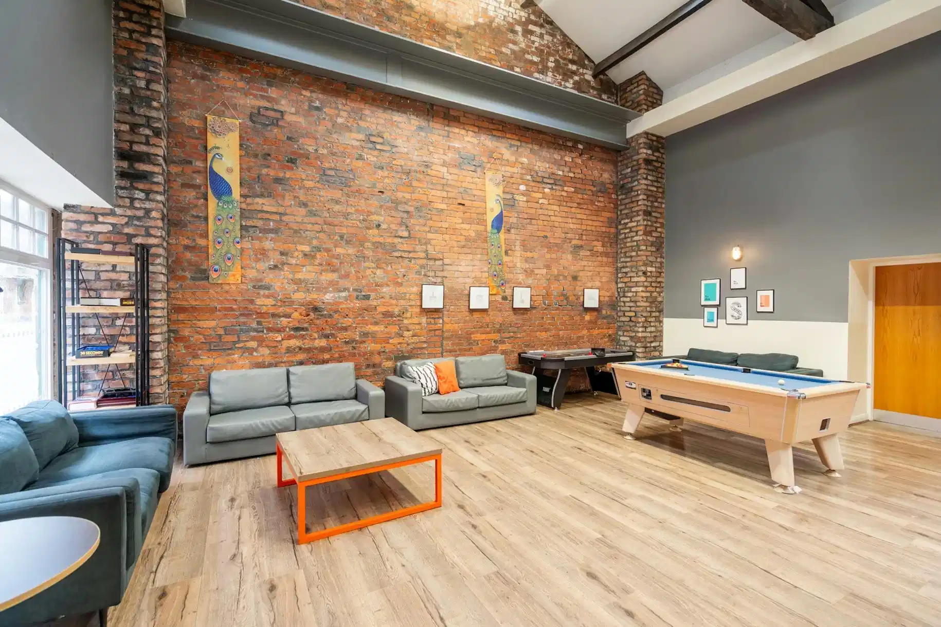 Sheffield 3, Sheffield - Sheffield, England, United Kingdom - Amenities