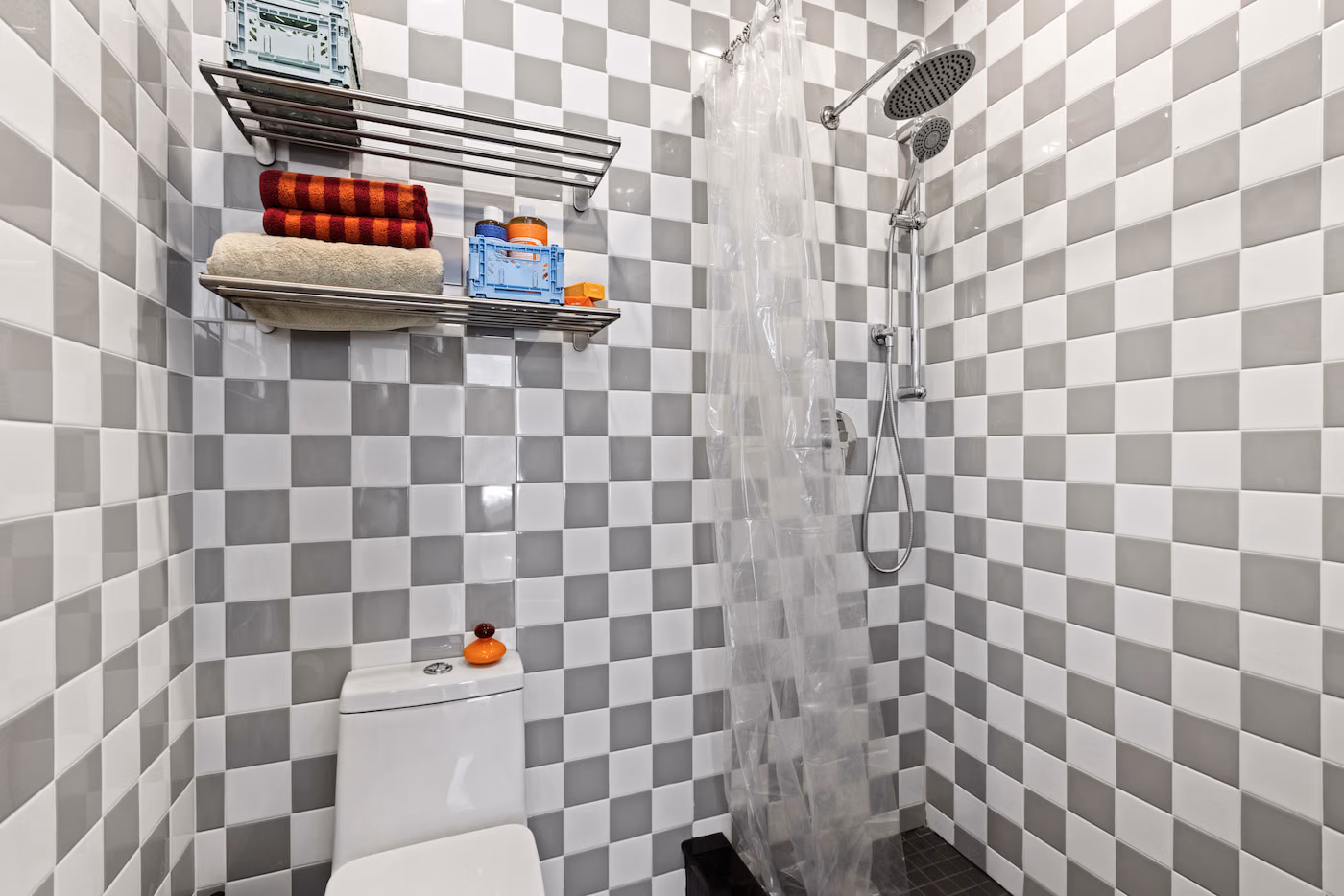 Common Area?w=400&h=260&fit=crop&q=40&auto=format&trim=auto