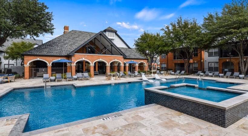 Prairie Creek, Dallas - Dallas, Texas, United States - Exterior
