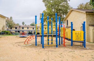 Forest Oaks, San Antonio - San Antonio, Texas, United States - Exterior