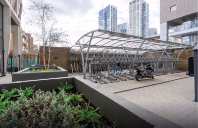 iQ Aldgate, London - London, England, United Kingdom - Amenities