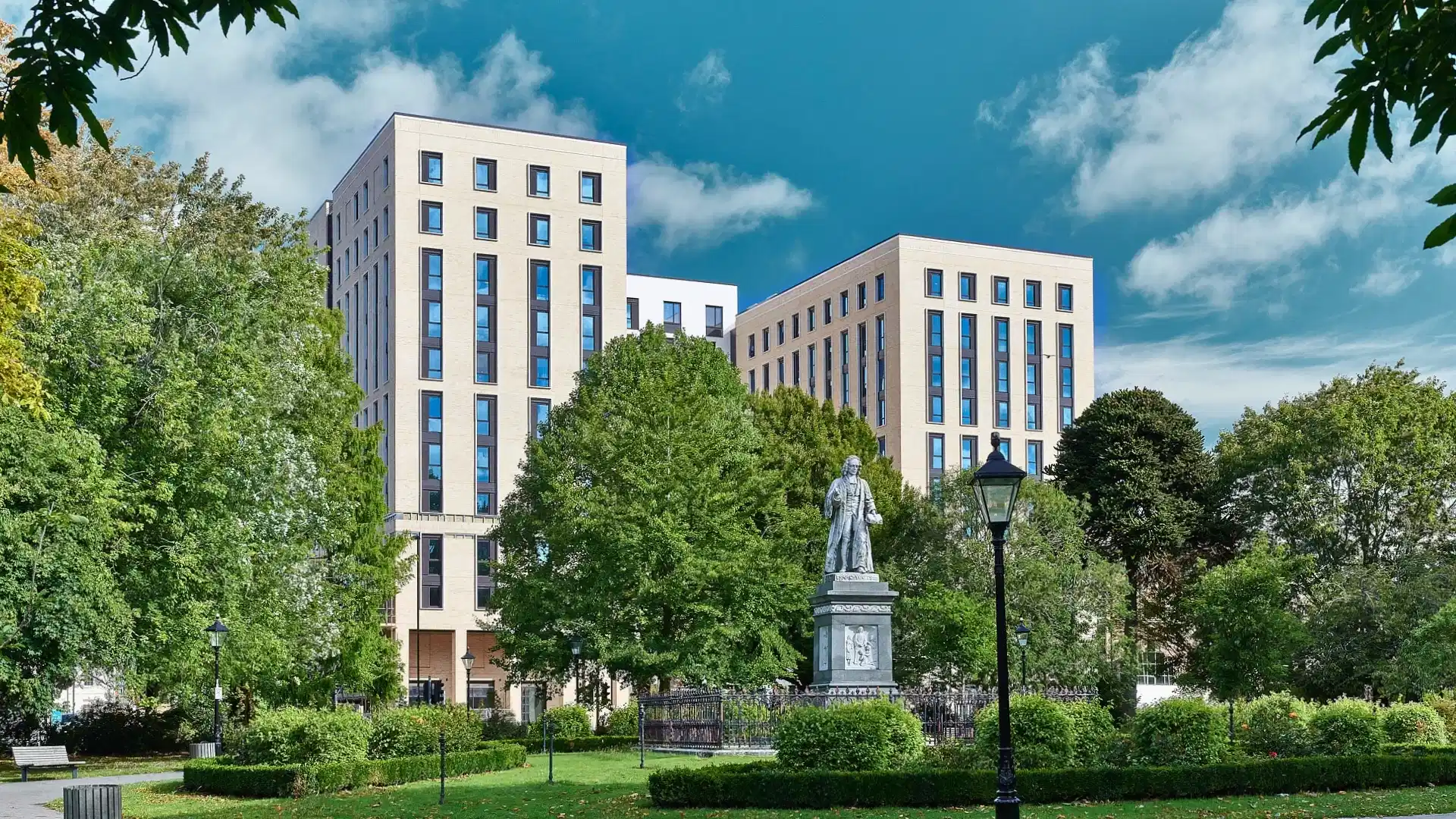 Southampton Crossings, Southampton - Southampton, England, United Kingdom - Exterior