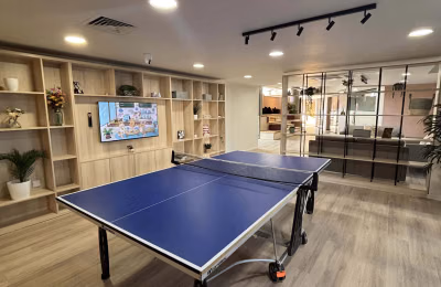 Dobbie’s Point, Glasgow - Glasgow, Scotland, United Kingdom - Amenities