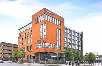 Gallery Apartments, Glasgow - Glasgow, Scotland, United Kingdom - Exterior