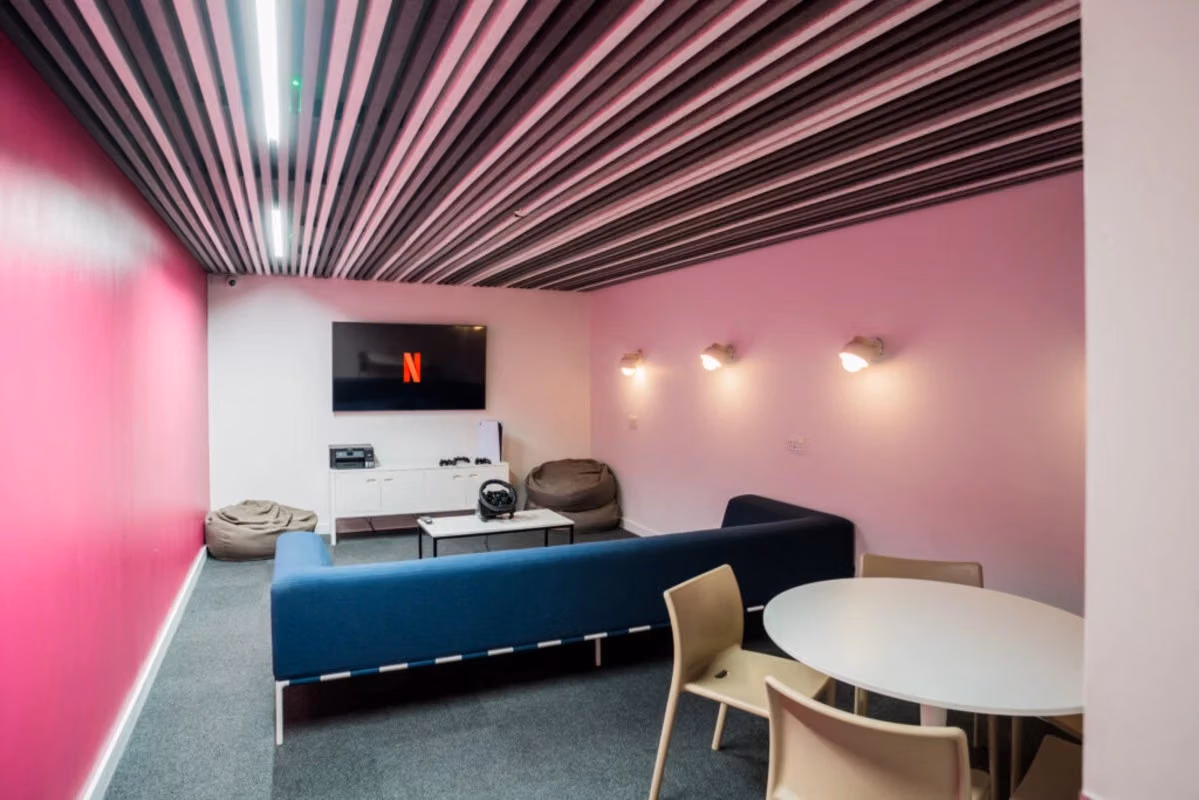 Unilife Sparkford House, Winchester - Winchester, England, United Kingdom - Amenities