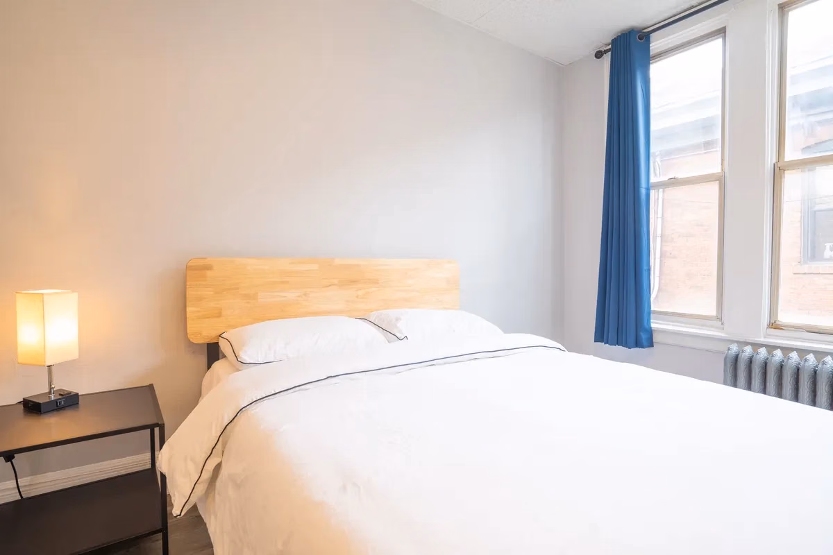 5807-5809 Hobart St, Pittsburgh - Pittsburgh, Pennsylvania, United States - Bedroom