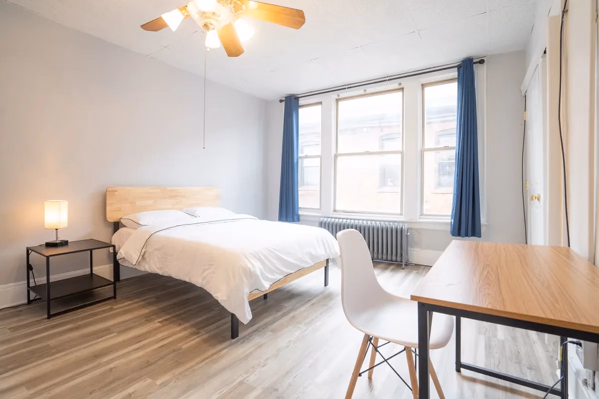 5807-5809 Hobart St, Pittsburgh - Pittsburgh, Pennsylvania, United States - Bedroom