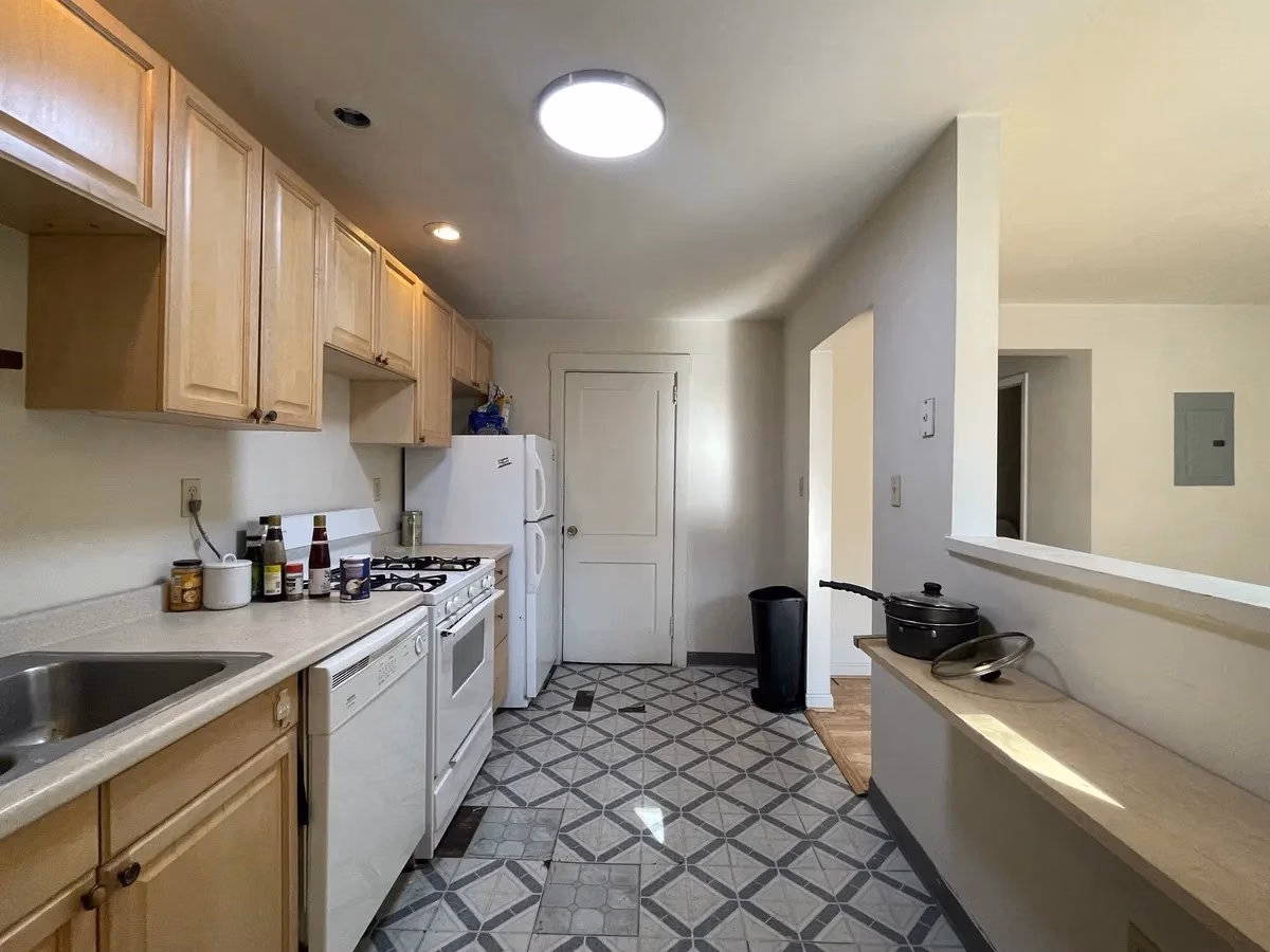 2118 Murray Ave, Pittsburgh - Pittsburgh, Pennsylvania, United States - Kitchen