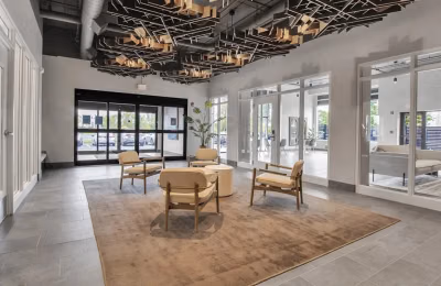Air Buffalo, Buffalo - Buffalo, New York, United States - Common Area