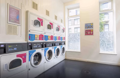 iQ Flinders House, London - London, England, United Kingdom - Amenities