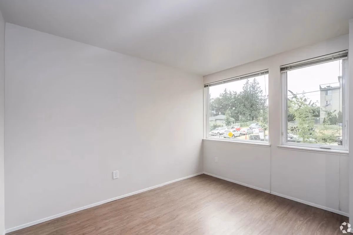 Bedroom?w=400&h=260&fit=crop&q=40&auto=format&trim=auto
