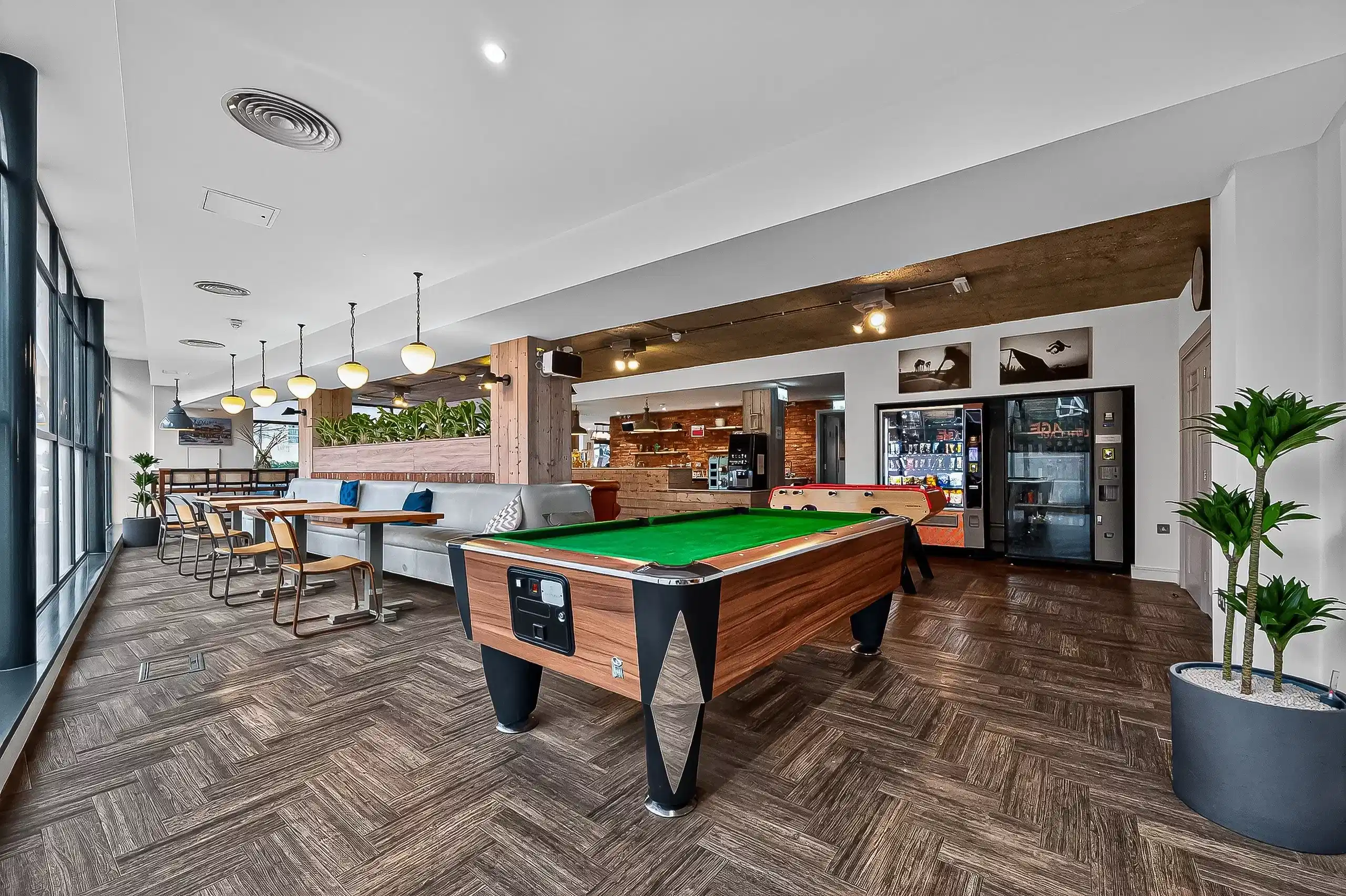 Canvas The Parade, Cardiff - Cardiff, Wales, United Kingdom - Amenities