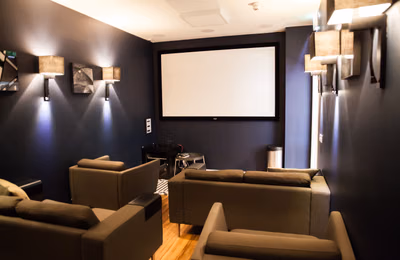 Clifton & Stewart House, Glasgow - Glasgow, Scotland, United Kingdom - Amenities