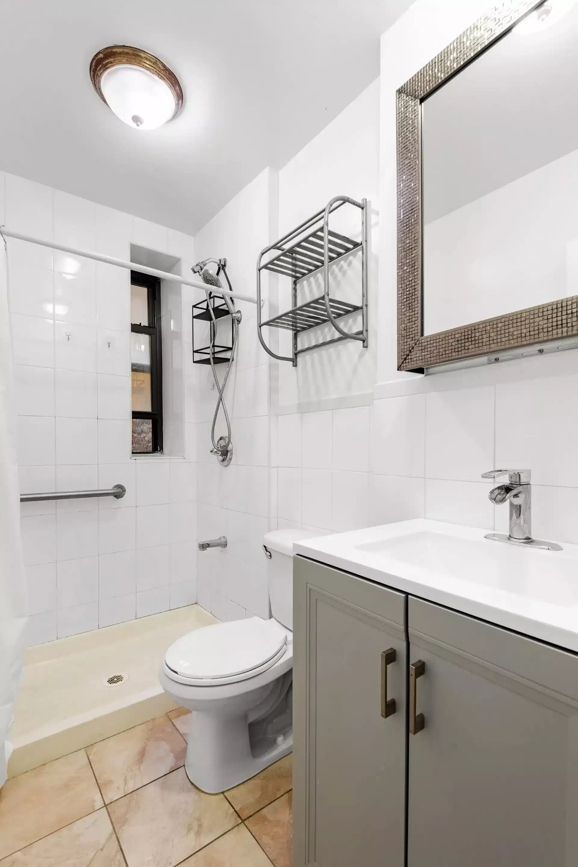 Common Area?w=400&h=260&fit=crop&q=40&auto=format&trim=auto