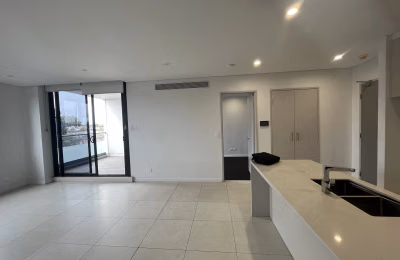 3 Bed 2 Bath - Bedroom?w=400&h=260&fit=crop&q=40&auto=format&trim=auto